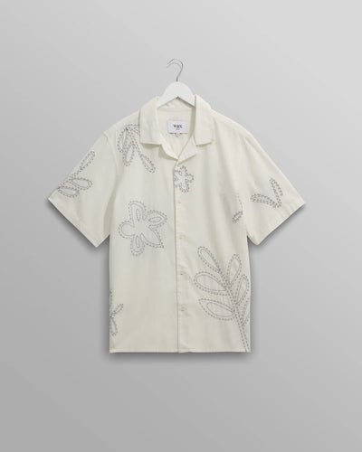 Didcot - Ecru Floral Embroidered Short-Sleeve Shirt