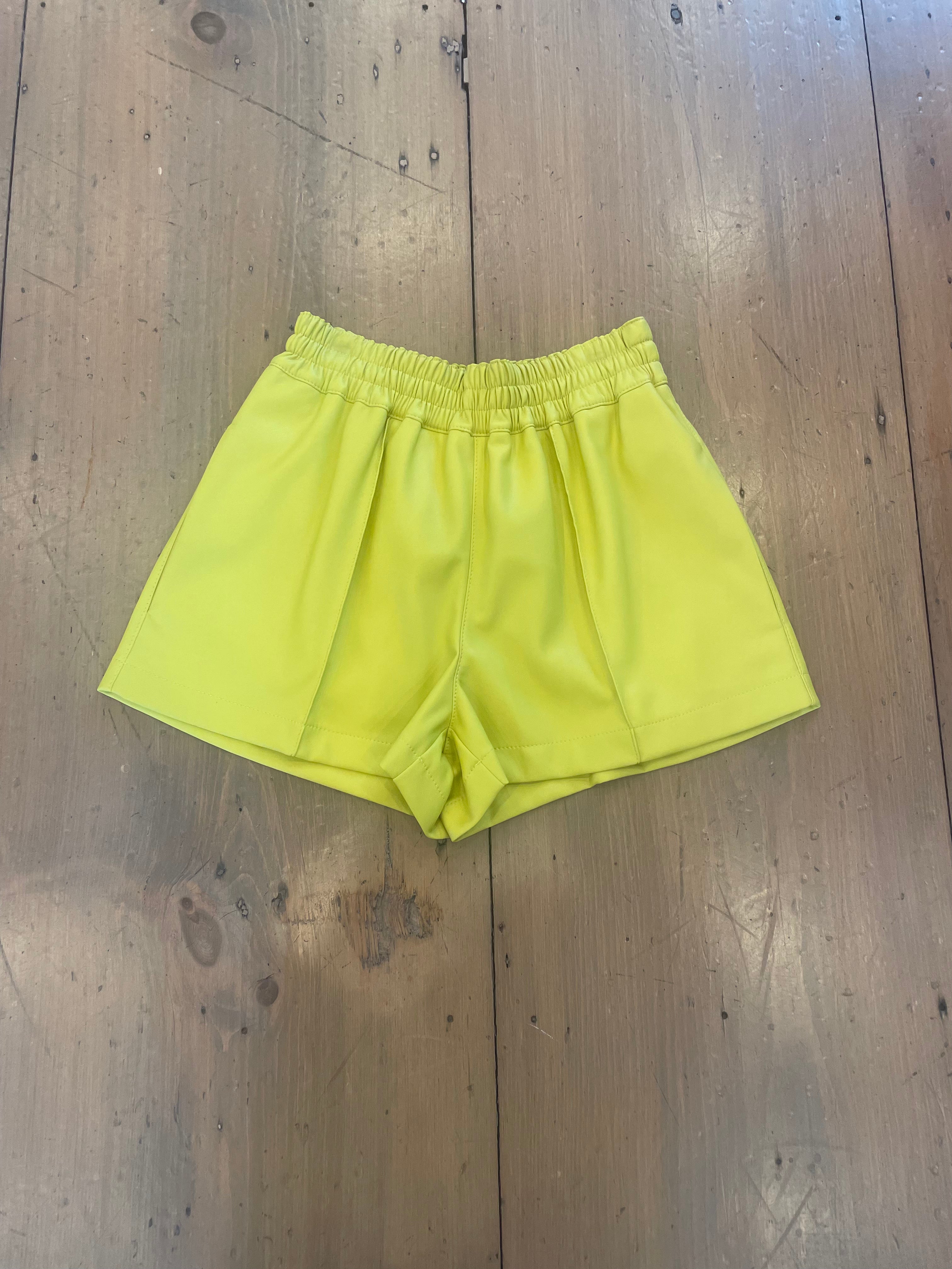 Faux leather Shorts - Green